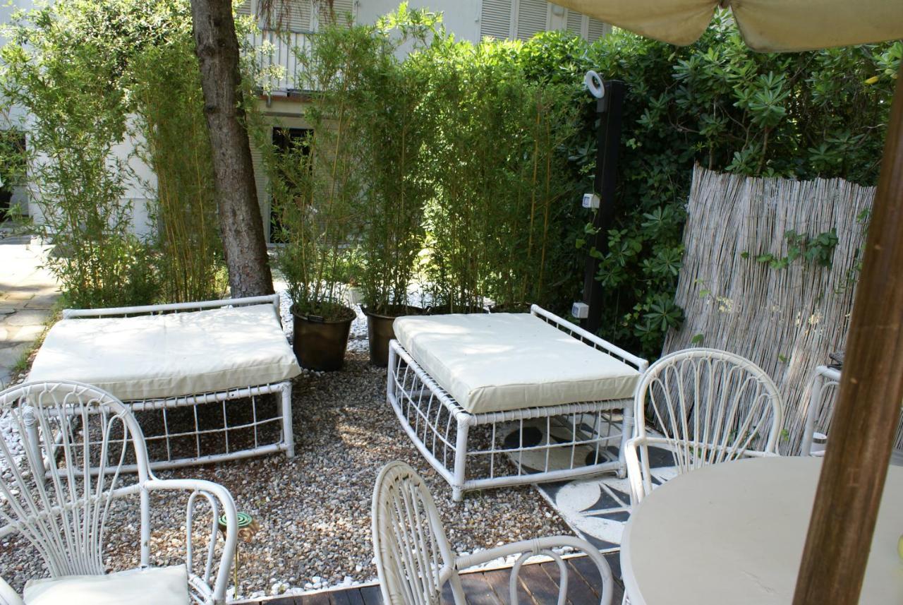 Domusauroom, Relax Nel Cuore Della Versilia - Pet Friendly Viareggio Exterior photo